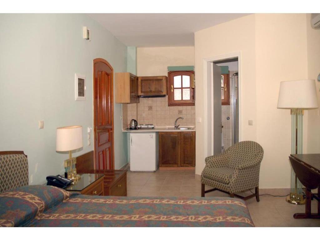 Corfu Club Standard Apartment 3 Danilia ภายนอก รูปภาพ