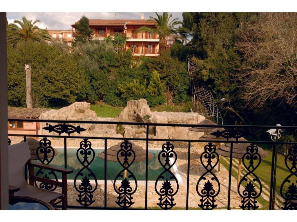 Corfu Club Standard Apartment 3 Danilia ภายนอก รูปภาพ