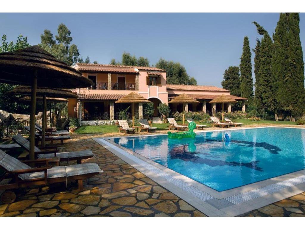 Corfu Club Standard Apartment 3 Danilia ภายนอก รูปภาพ